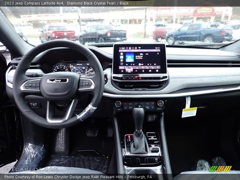 Diamond Black Crystal Pearl / Black 2023 Jeep Compass Latitude 4x4