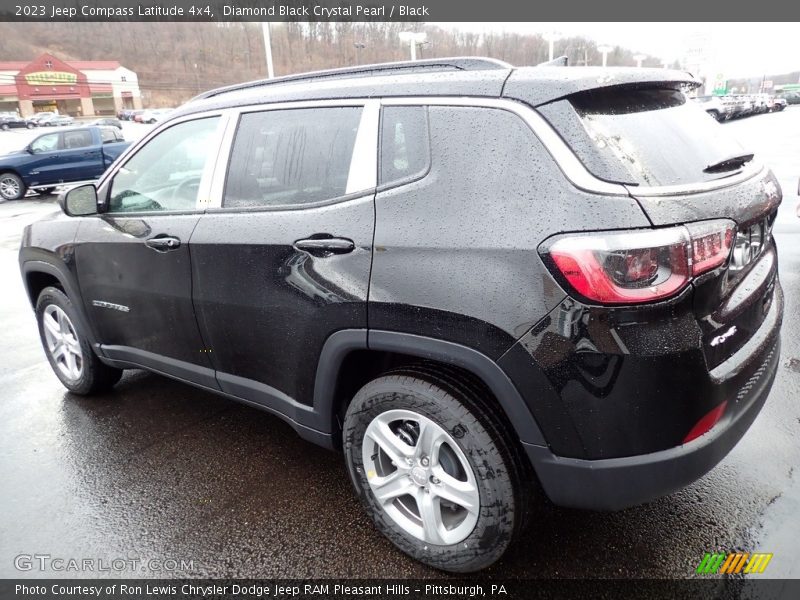Diamond Black Crystal Pearl / Black 2023 Jeep Compass Latitude 4x4