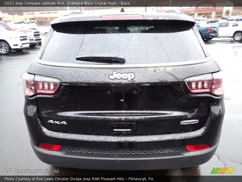 Diamond Black Crystal Pearl / Black 2023 Jeep Compass Latitude 4x4