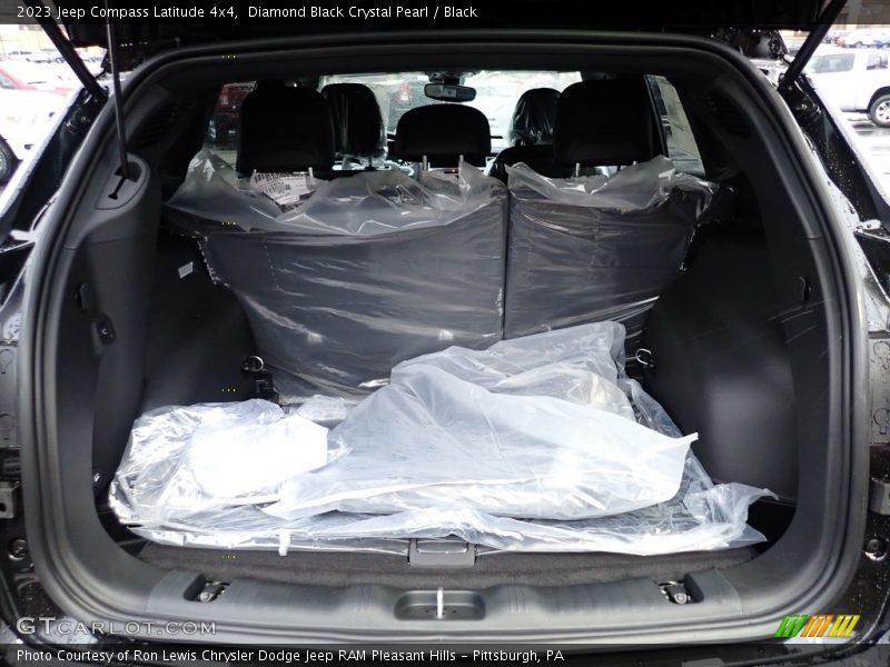 Diamond Black Crystal Pearl / Black 2023 Jeep Compass Latitude 4x4