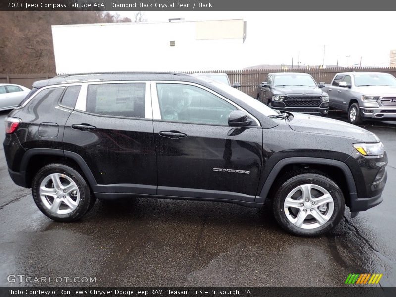 Diamond Black Crystal Pearl / Black 2023 Jeep Compass Latitude 4x4