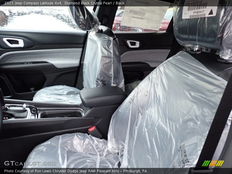 Diamond Black Crystal Pearl / Black 2023 Jeep Compass Latitude 4x4