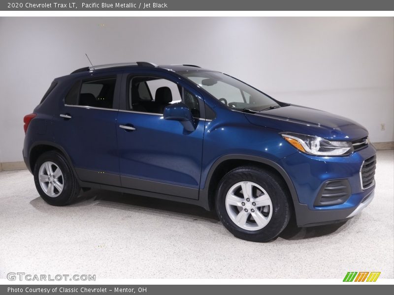 Pacific Blue Metallic / Jet Black 2020 Chevrolet Trax LT