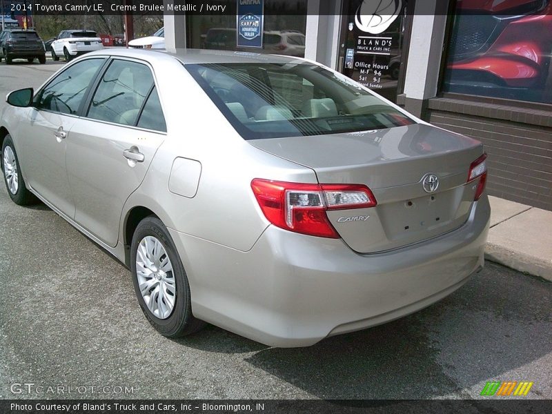 Creme Brulee Metallic / Ivory 2014 Toyota Camry LE