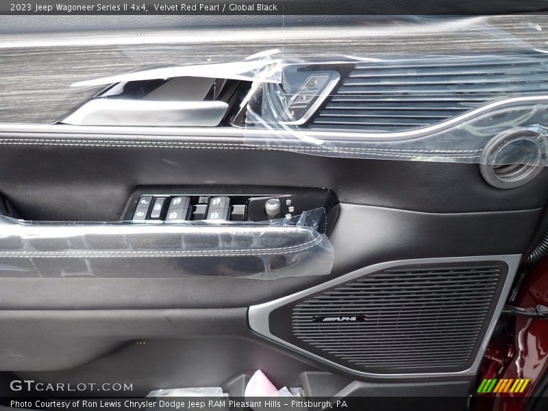 Door Panel of 2023 Wagoneer Series II 4x4