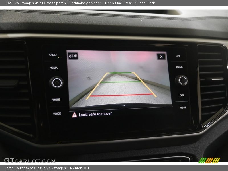 Deep Black Pearl / Titan Black 2022 Volkswagen Atlas Cross Sport SE Technology 4Motion