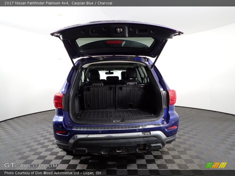 Caspian Blue / Charcoal 2017 Nissan Pathfinder Platinum 4x4