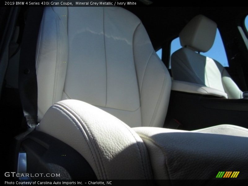 Mineral Grey Metallic / Ivory White 2019 BMW 4 Series 430i Gran Coupe