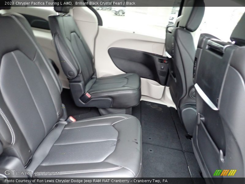 Brilliant Black Crystal Pearl / Black 2023 Chrysler Pacifica Touring L AWD