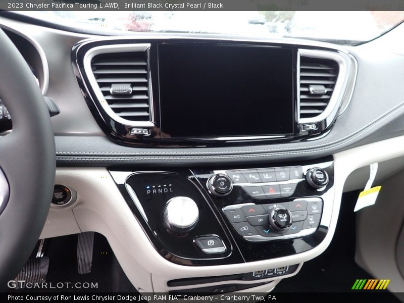 Brilliant Black Crystal Pearl / Black 2023 Chrysler Pacifica Touring L AWD