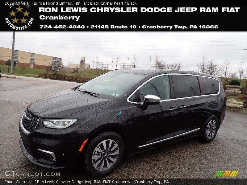 Brilliant Black Crystal Pearl / Black 2023 Chrysler Pacifica Hybrid Limited