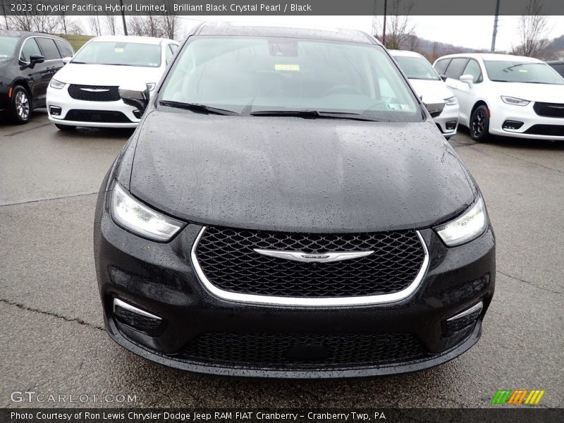 Brilliant Black Crystal Pearl / Black 2023 Chrysler Pacifica Hybrid Limited