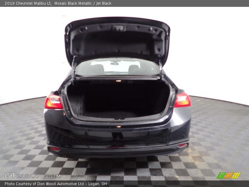 Mosaic Black Metallic / Jet Black 2019 Chevrolet Malibu LS