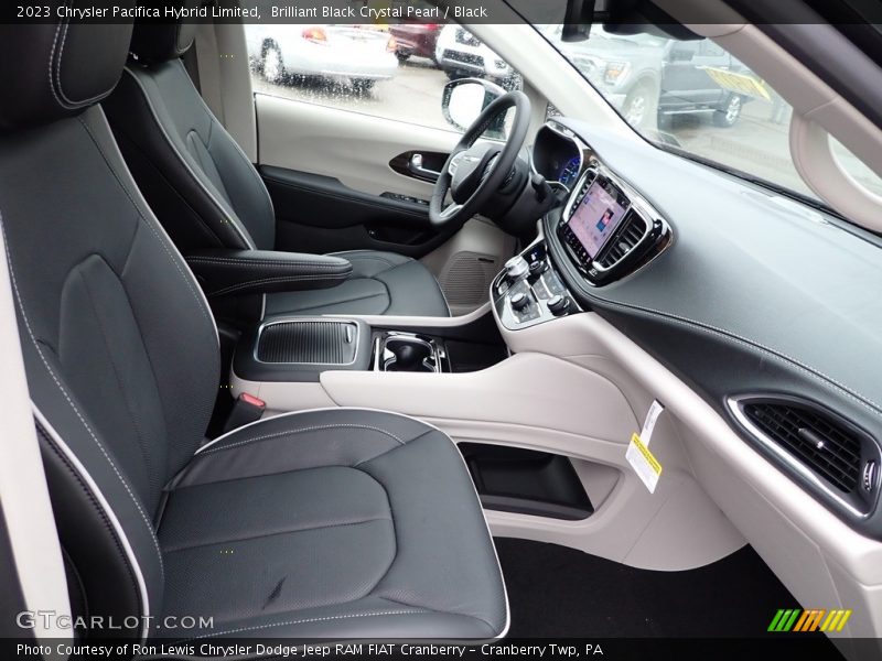 Brilliant Black Crystal Pearl / Black 2023 Chrysler Pacifica Hybrid Limited
