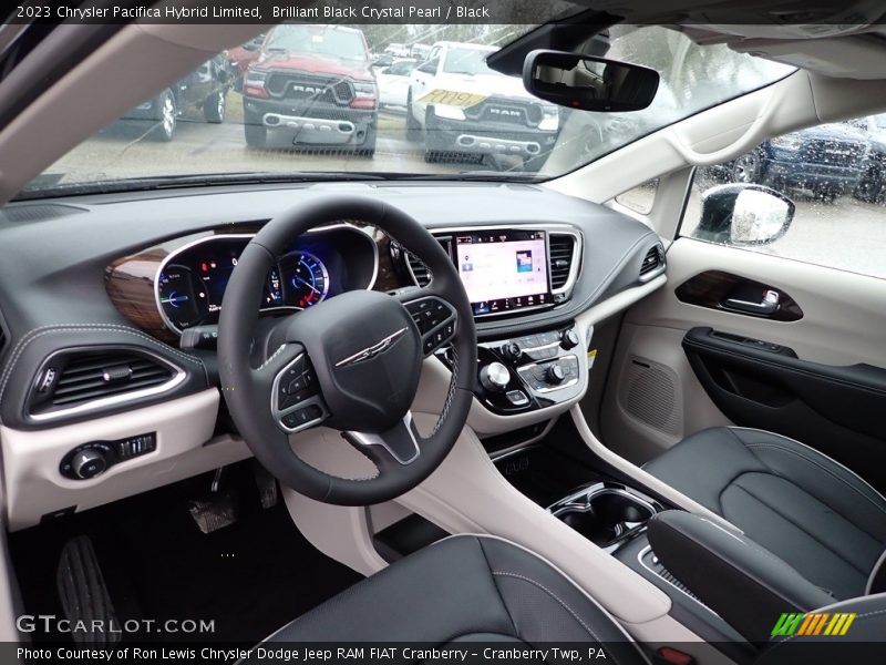 Brilliant Black Crystal Pearl / Black 2023 Chrysler Pacifica Hybrid Limited
