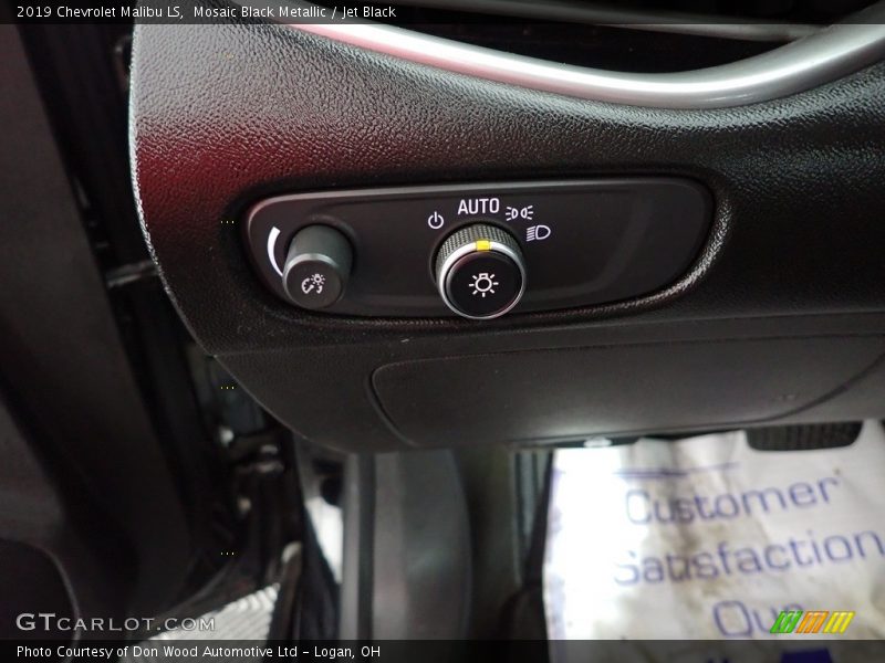 Mosaic Black Metallic / Jet Black 2019 Chevrolet Malibu LS