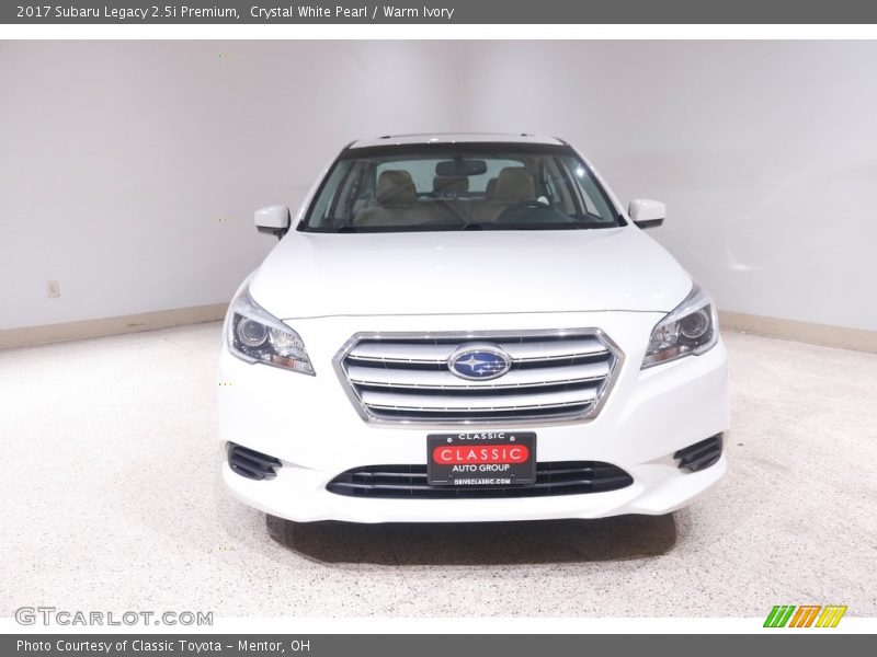 Crystal White Pearl / Warm Ivory 2017 Subaru Legacy 2.5i Premium