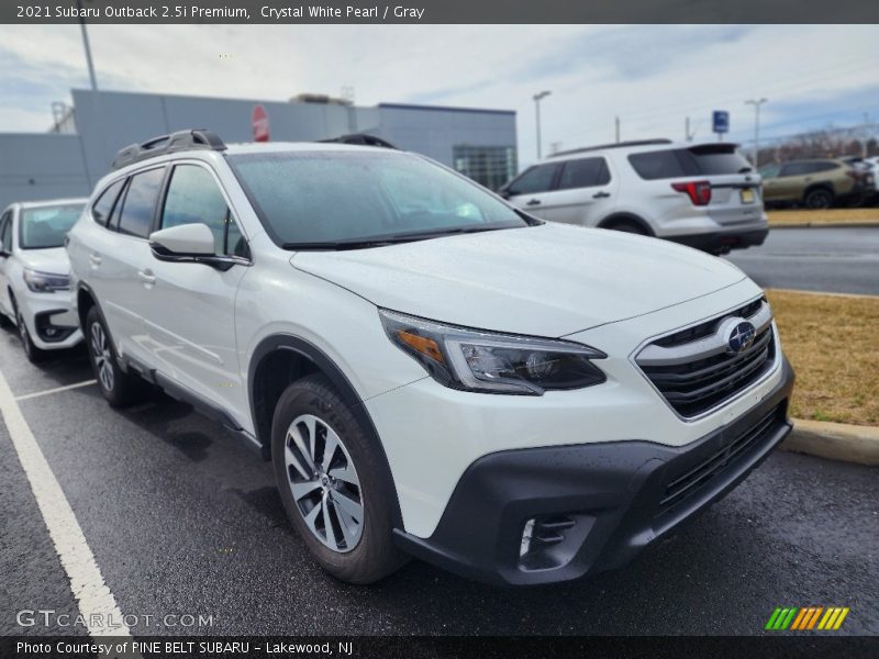 Crystal White Pearl / Gray 2021 Subaru Outback 2.5i Premium