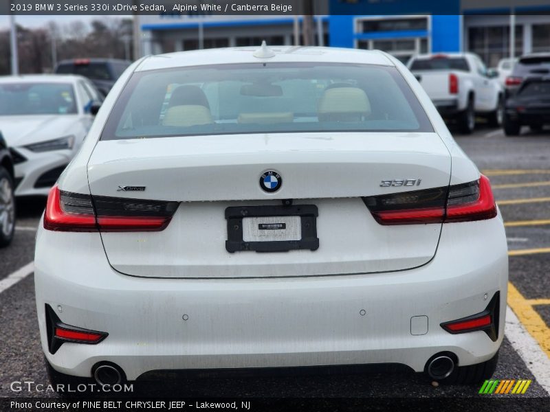 Alpine White / Canberra Beige 2019 BMW 3 Series 330i xDrive Sedan