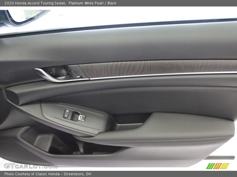 Platinum White Pearl / Black 2020 Honda Accord Touring Sedan