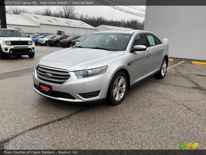 Ingot Silver Metallic / Charcoal Black 2013 Ford Taurus SEL