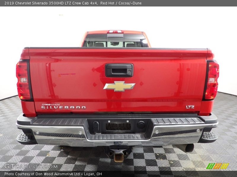 Red Hot / Cocoa/­Dune 2019 Chevrolet Silverado 3500HD LTZ Crew Cab 4x4