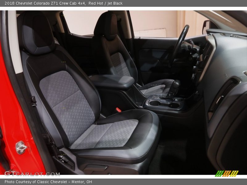 Red Hot / Jet Black 2018 Chevrolet Colorado Z71 Crew Cab 4x4