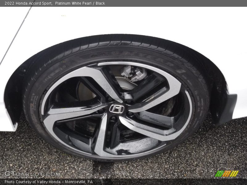 Platinum White Pearl / Black 2022 Honda Accord Sport
