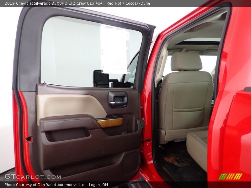 Red Hot / Cocoa/­Dune 2019 Chevrolet Silverado 3500HD LTZ Crew Cab 4x4