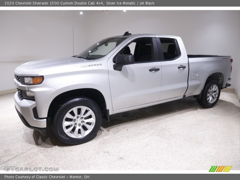 Silver Ice Metallic / Jet Black 2020 Chevrolet Silverado 1500 Custom Double Cab 4x4