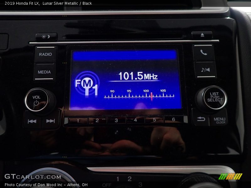 Lunar Silver Metallic / Black 2019 Honda Fit LX