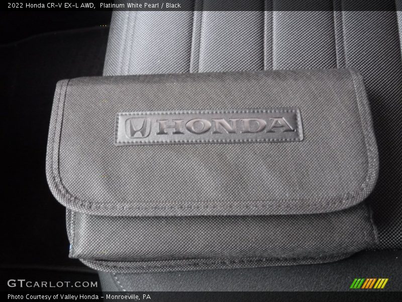 Platinum White Pearl / Black 2022 Honda CR-V EX-L AWD