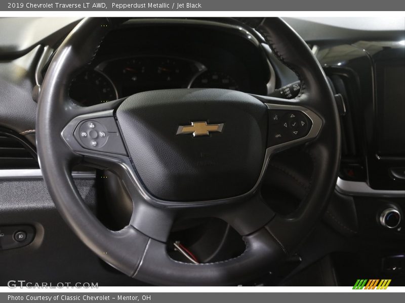 Pepperdust Metallic / Jet Black 2019 Chevrolet Traverse LT AWD
