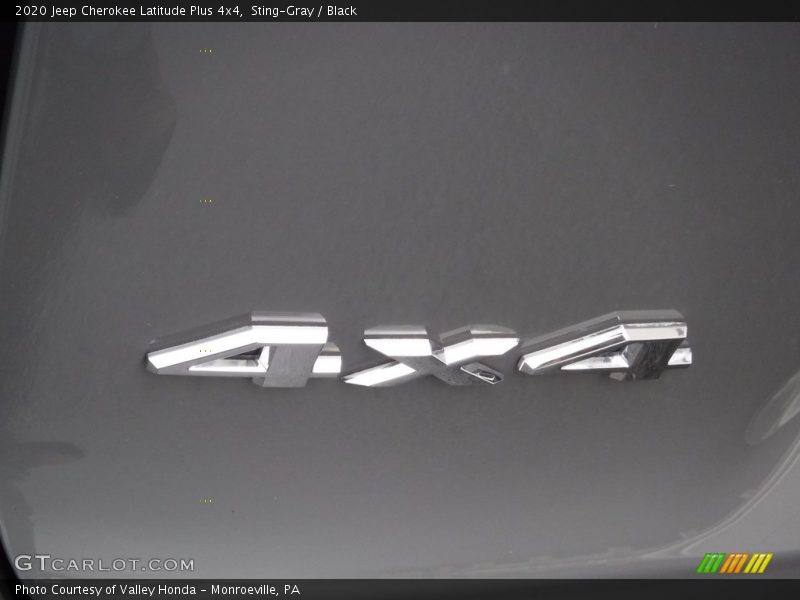 Sting-Gray / Black 2020 Jeep Cherokee Latitude Plus 4x4