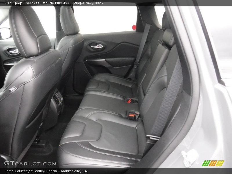 Sting-Gray / Black 2020 Jeep Cherokee Latitude Plus 4x4