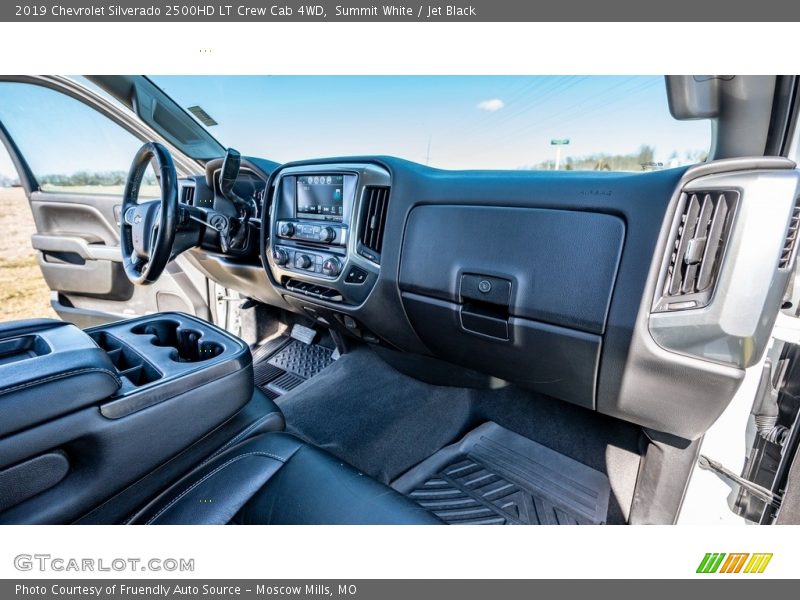 Summit White / Jet Black 2019 Chevrolet Silverado 2500HD LT Crew Cab 4WD