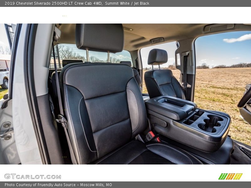 Summit White / Jet Black 2019 Chevrolet Silverado 2500HD LT Crew Cab 4WD