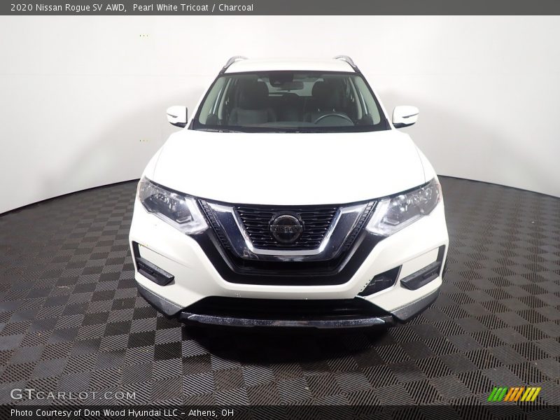 Pearl White Tricoat / Charcoal 2020 Nissan Rogue SV AWD