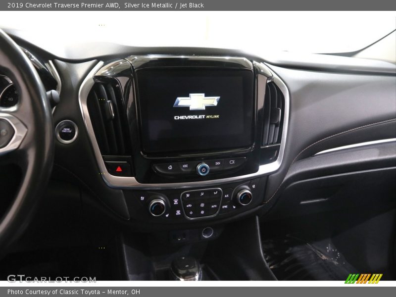 Silver Ice Metallic / Jet Black 2019 Chevrolet Traverse Premier AWD
