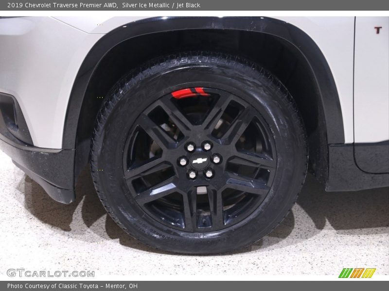 Silver Ice Metallic / Jet Black 2019 Chevrolet Traverse Premier AWD