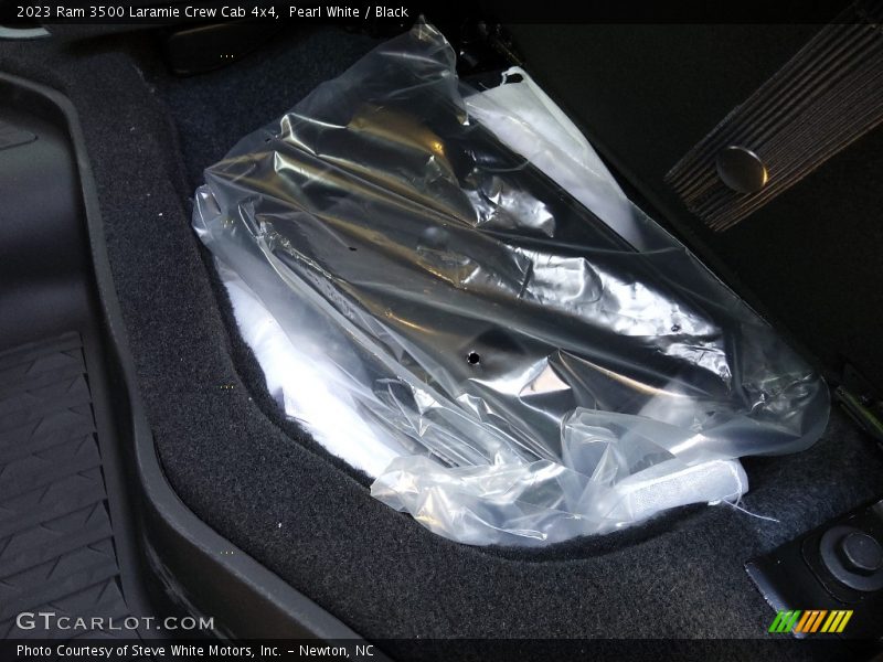 Pearl White / Black 2023 Ram 3500 Laramie Crew Cab 4x4