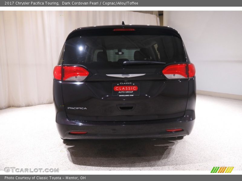 Dark Cordovan Pearl / Cognac/Alloy/Toffee 2017 Chrysler Pacifica Touring