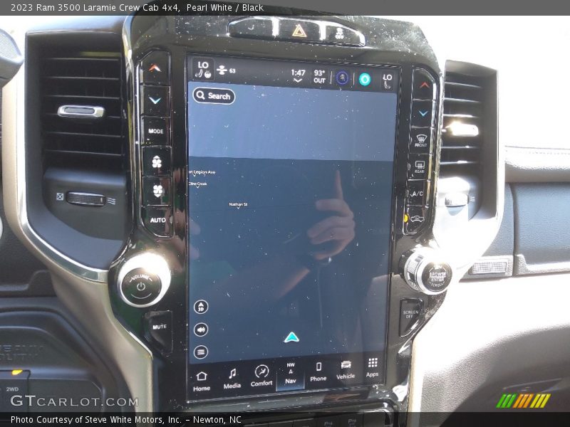 Navigation of 2023 3500 Laramie Crew Cab 4x4