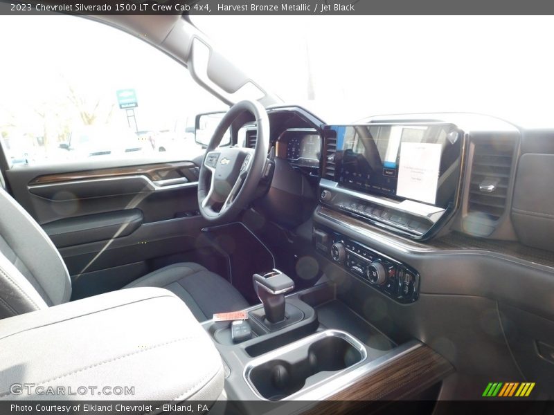 Harvest Bronze Metallic / Jet Black 2023 Chevrolet Silverado 1500 LT Crew Cab 4x4