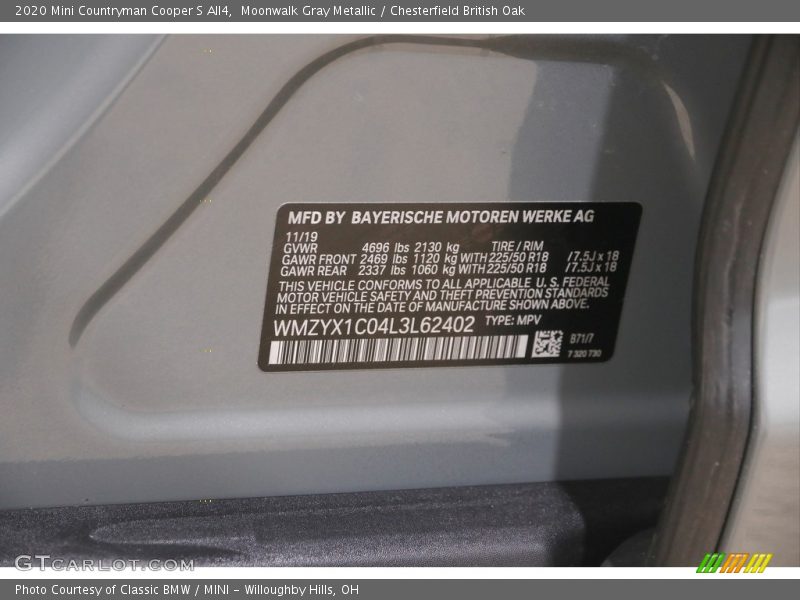 Moonwalk Gray Metallic / Chesterfield British Oak 2020 Mini Countryman Cooper S All4