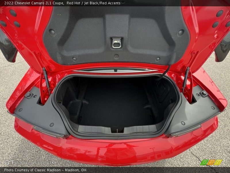  2022 Camaro ZL1 Coupe Trunk