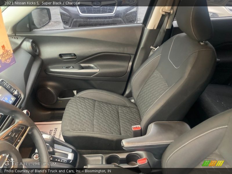 Front Seat of 2021 Kicks S
