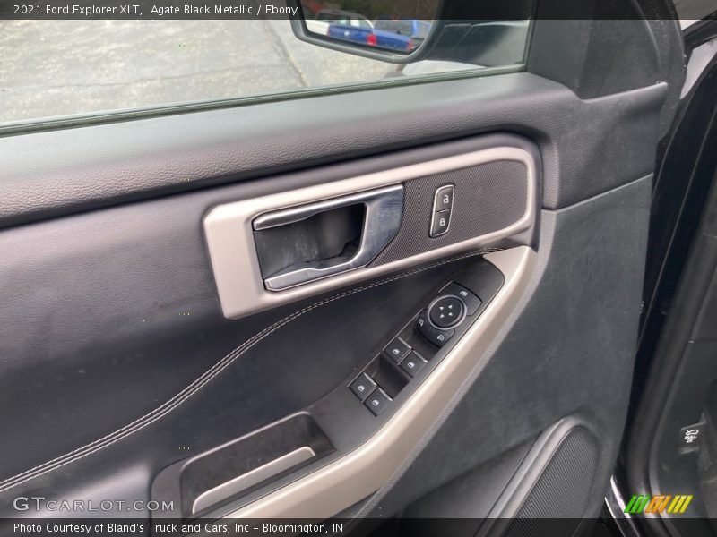 Agate Black Metallic / Ebony 2021 Ford Explorer XLT