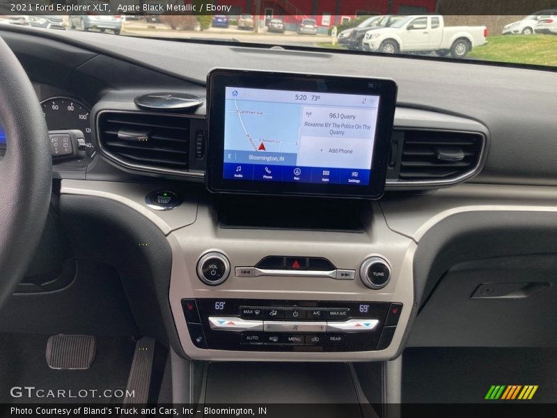 Agate Black Metallic / Ebony 2021 Ford Explorer XLT