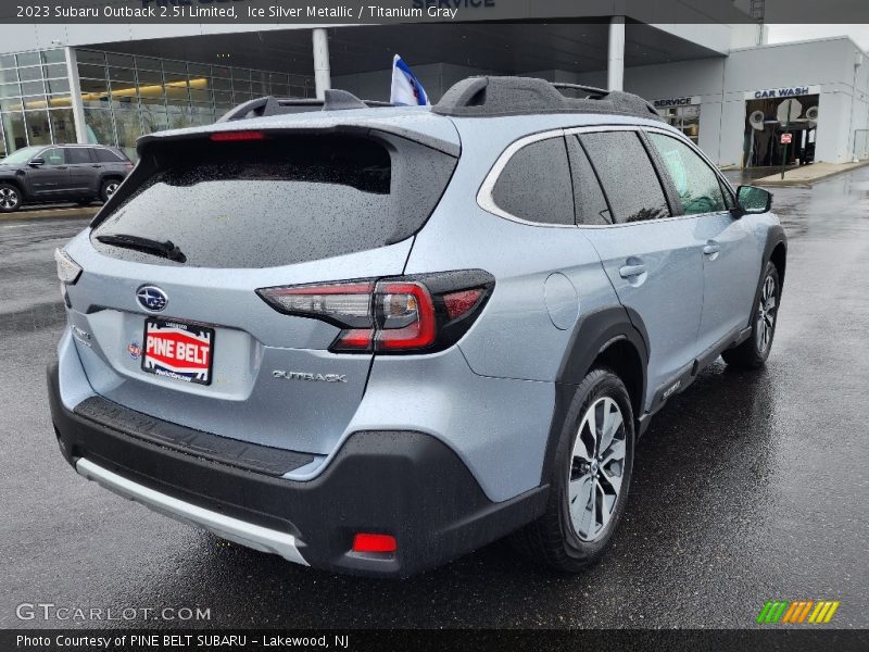 Ice Silver Metallic / Titanium Gray 2023 Subaru Outback 2.5i Limited